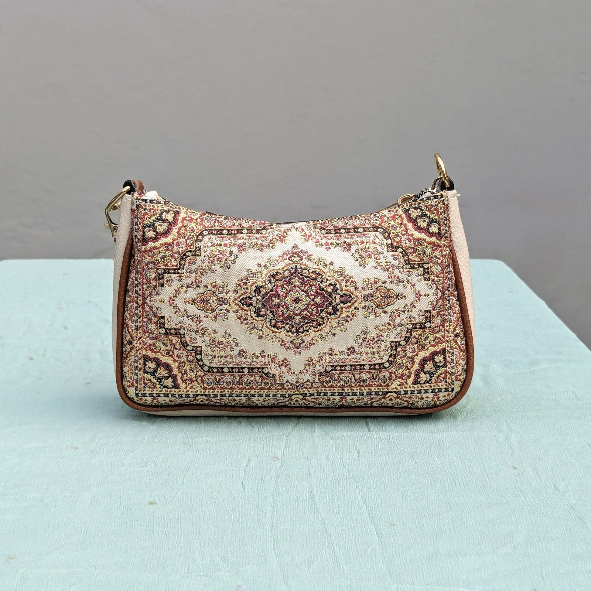 CARIÑO​Mini Shoulder Bag - Brown & WhiteCARIÑO