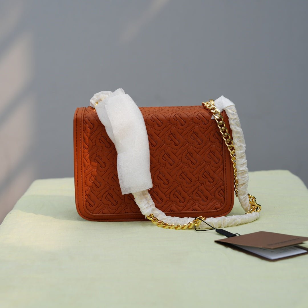 CARIÑO​ℬurberry - Top Handle Note Bag - Briar BrownCARIÑO