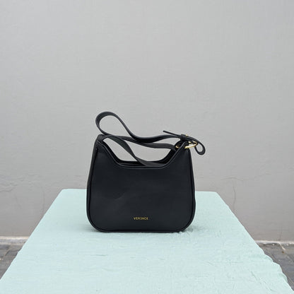 CARIÑO​VERSA©E GRE©A G𖦹DDESS HOBO BAG - BlackCARIÑO